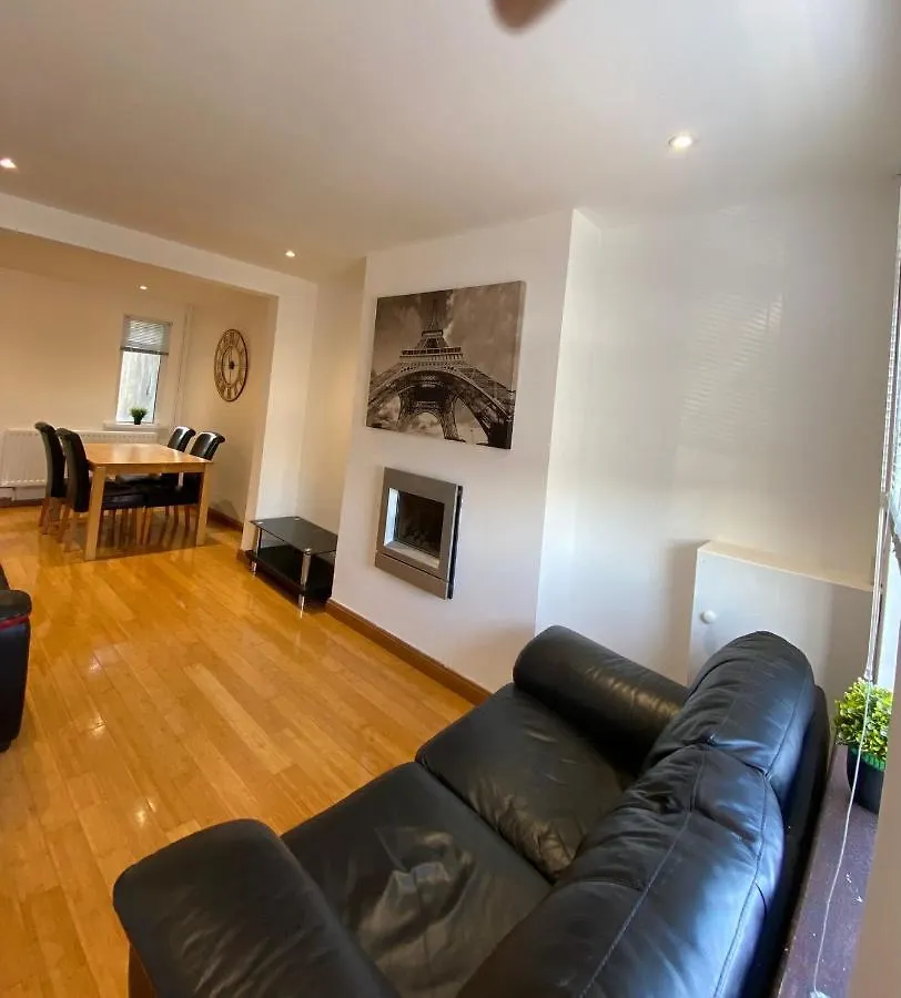 Vakantiehuis Modern Two Bedroom House Close To City Centre Belfast